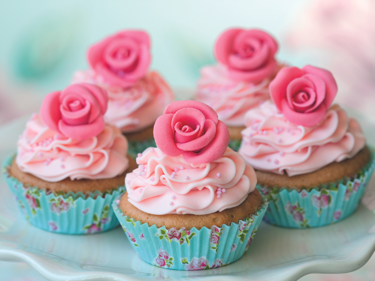 Rosenblüten-Cupcake